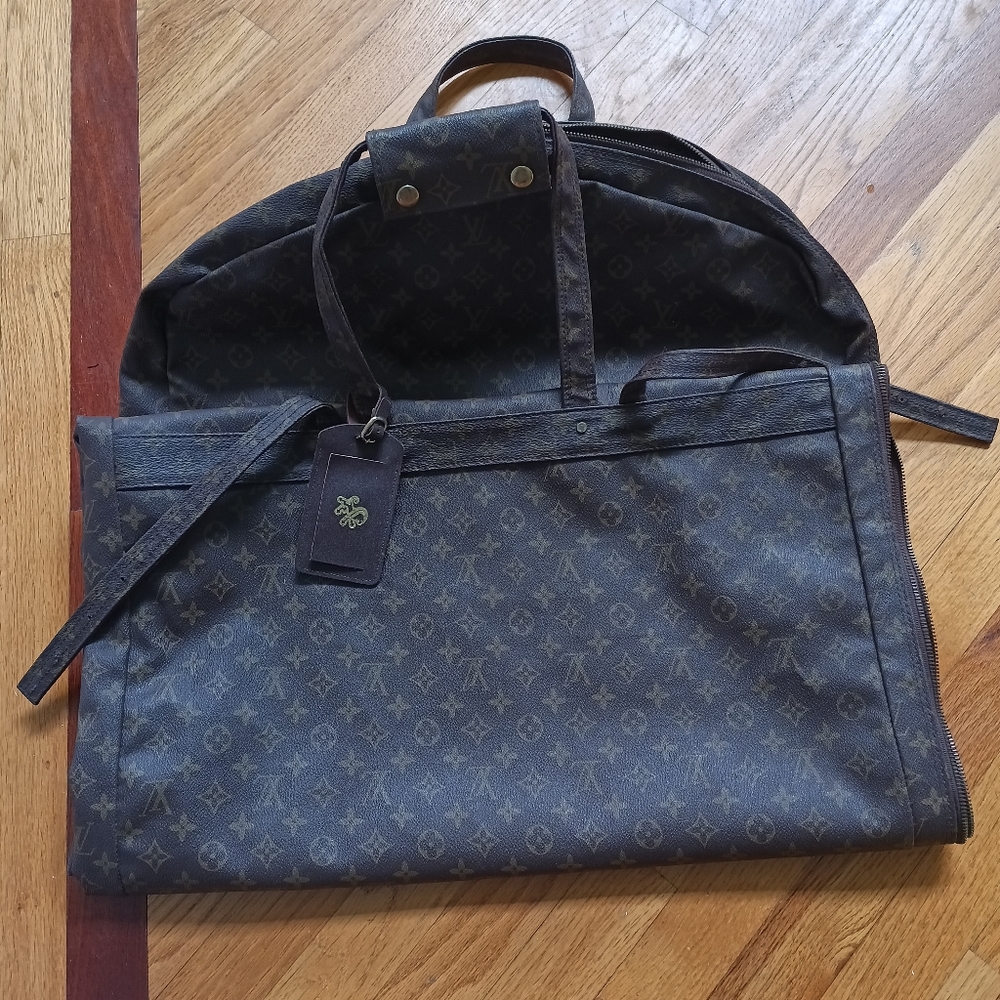 Louis Vuitton travel cloth cover bag, suit bag, storage bag